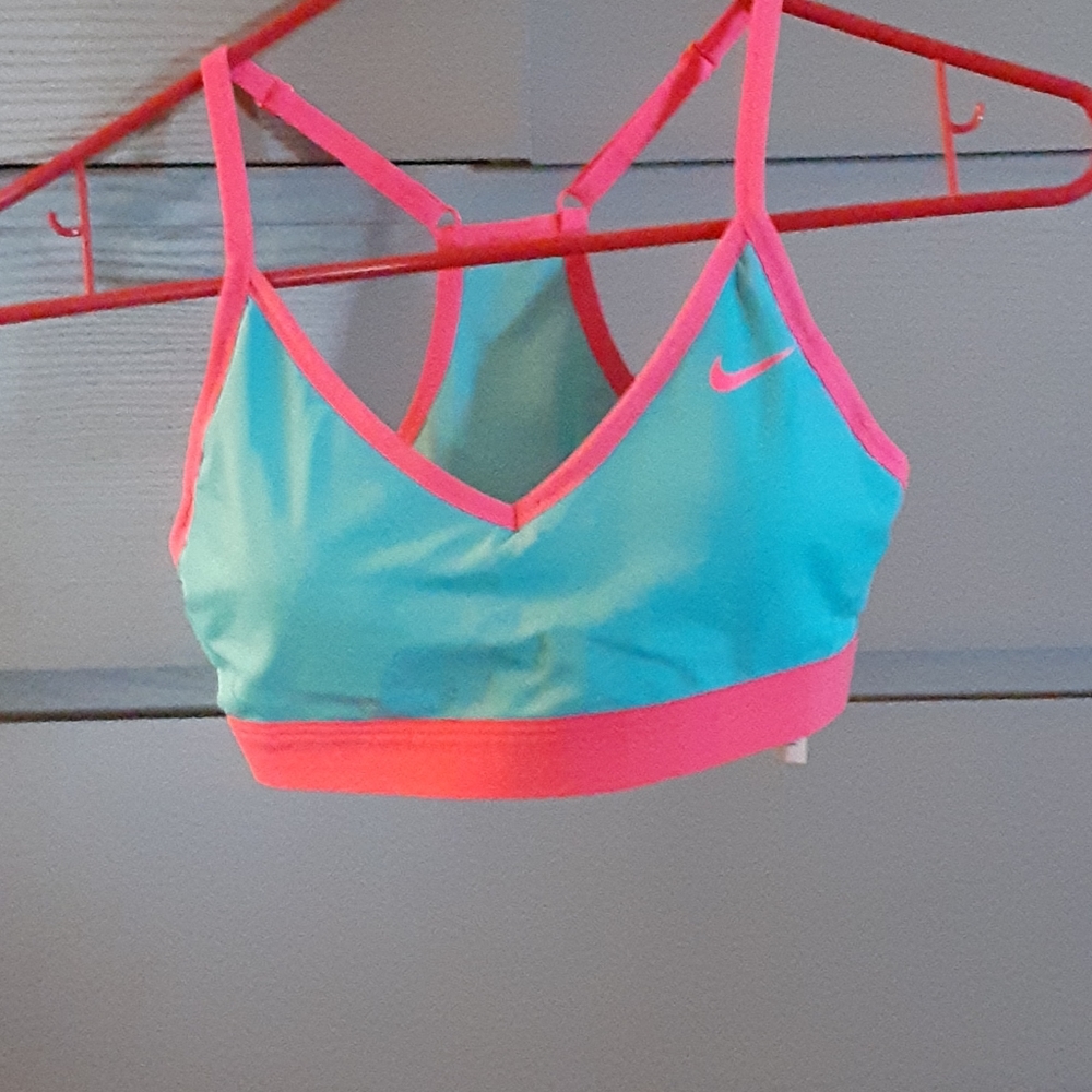 Nike sports bra